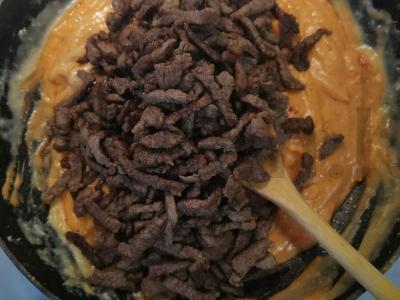 Jautienos stroganoffas nėra klasikinis Žingsnis 4