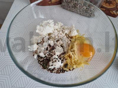 Bulvių vafliai su kiaušiniu Žingsnis 2