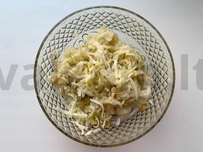 Oro obuolių paplotėliai su kefyru Žingsnis 1