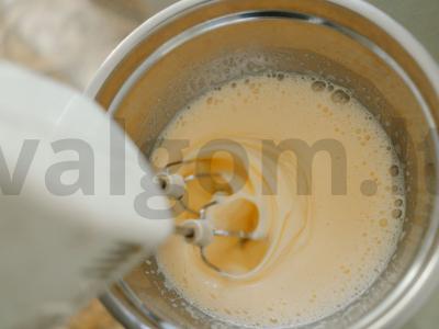Bananų keksas su augaliniu aliejumi Žingsnis 1