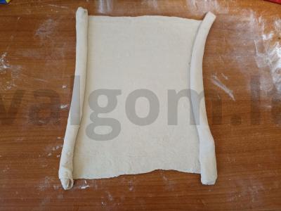 Sluoksniuotos tešlos sausainiai "Ausys" Žingsnis 1