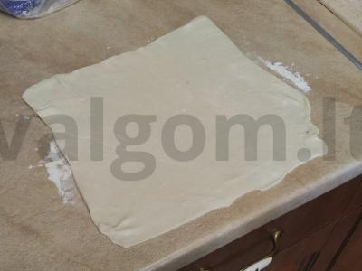 Skiltelės su uogiene Žingsnis 2