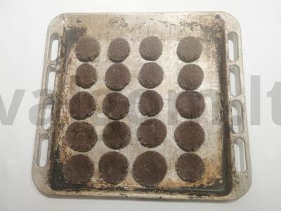 Šokoladiniai sausainiai ant žemės riešutų pastos Žingsnis 2