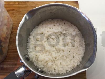 Salotos su krabų lazdelėmis ir baltaisiais kopūstais Žingsnis 2