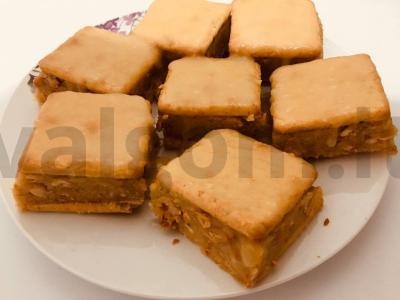 Riešutų krekerių pyragėlis be kepimo Žingsnis 3