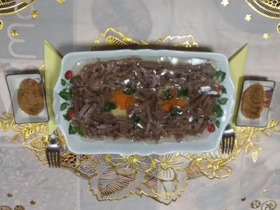 Įdaryta mėsa pagrindine nuotrauka