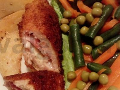 Cordon bleu avižinių dribsnių apkepe. pagrindine nuotrauka