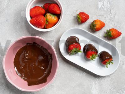 Vasario 14 d. braškės su šokoladu Žingsnis 1