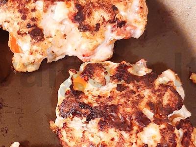 Vištienos kotletai be maltos mėsos su daržovėmis pagrindine nuotrauka