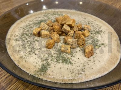 Grybų kreminė sriuba pagrindine nuotrauka