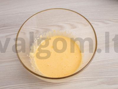 Prancūziška kalėdinė bandelė su graikiniais riešutais Žingsnis 4