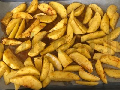 Kaimiškos bulvės su paprika ir prieskoniais Žingsnis 6