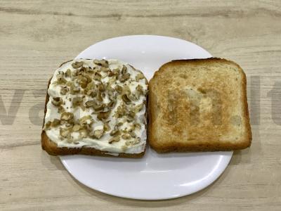 Prancūziškas sumuštinis su bananais, rikota ir šokoladu Žingsnis 4