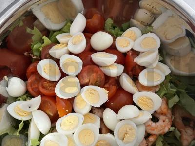 Krevečių ir sūrio salotos Žingsnis 7