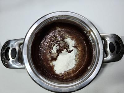 Skanus šokoladinis pudingas Žingsnis 1