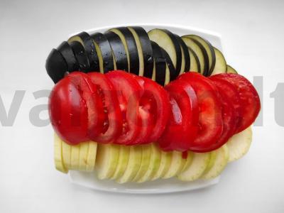 Ratatouille su pomidorais ir vištienos filė Žingsnis 2