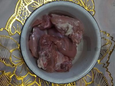 Su vištiena ir prieskoniais keptos bulvės Žingsnis 2