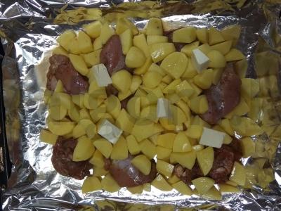 Su vištiena ir prieskoniais keptos bulvės Žingsnis 13