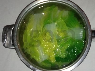 Neįprasti įdaryti kopūstai su Pekino kopūstais ir kuskusu Žingsnis 3