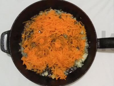 Neįprasti įdaryti kopūstai su Pekino kopūstais ir kuskusu Žingsnis 4