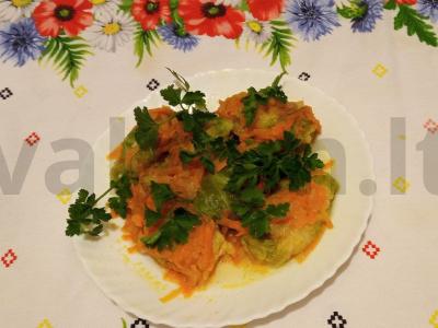 Neįprasti įdaryti kopūstai su Pekino kopūstais ir kuskusu pagrindine nuotrauka