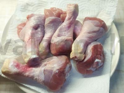 Vištienos kojos, keptos su bulvėmis Žingsnis 2