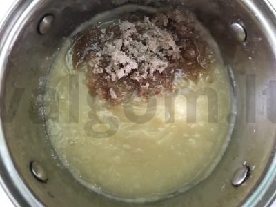 Švelni obuolių tyrė su kondensuotu pienu Žingsnis 2