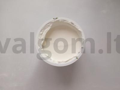 Migdolų miltų keksiukai su grietine Žingsnis 1