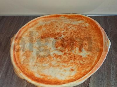 Pica su grybais, rūkyta dešra ir petražolėmis Žingsnis 1