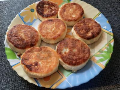 Sultingi sūrio pyragaičiai pagrindine nuotrauka