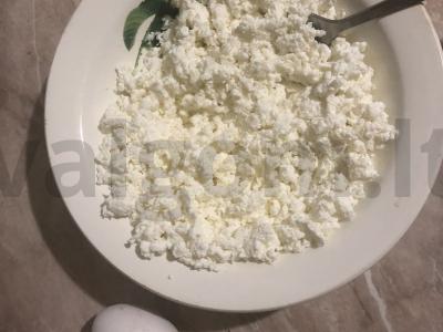 Sūrio pyragėliai yra labai švelnūs Žingsnis 1