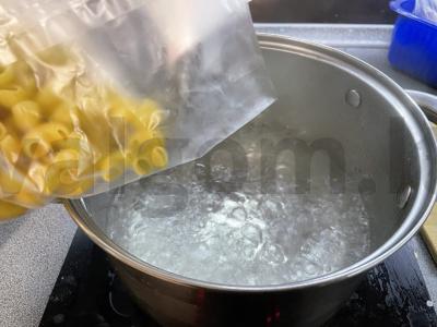 Makaronai su vištiena ir grybais grietinėlės padaže Žingsnis 4