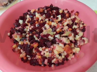 Pasninko salotos "Vinaigretė be žirnelių" Žingsnis 6