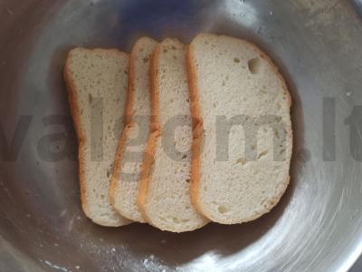 Prancūziško stiliaus mišrios maltos mėsos kotletai Žingsnis 1