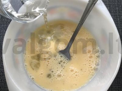 Omletas su pomidorais ir svogūnais Žingsnis 6