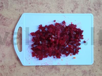 Šakninių daržovių salotos su žirneliais Žingsnis 3