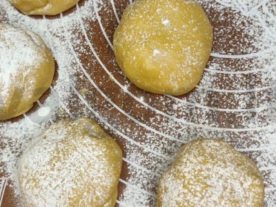 Medaus koldūnai su plombyro kremu Žingsnis 4