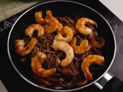 Soba su karališkosiomis krevetėmis ir saldžiarūgščiu padažu Žingsnis 8