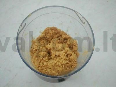 Sodri žemės riešutų pasta su medumi Žingsnis 3