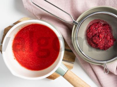 Spanguolių spanguolių morsas su kalina Žingsnis 2