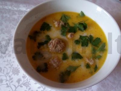 Kreminė sriuba su mėsos kukuliais pagrindine nuotrauka