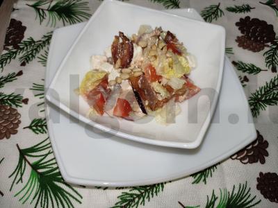 Šoninės ir bryndzos salotos pagrindine nuotrauka