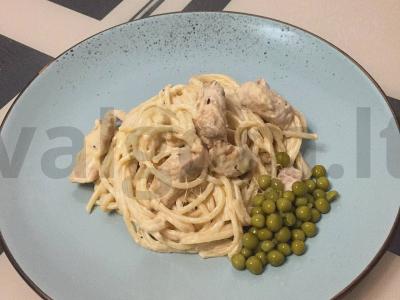 Makaronai su kalakutiena pagrindine nuotrauka