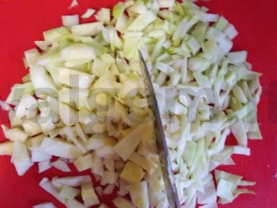 Tinginio įdaryti kopūstai kaip darželyje. Žingsnis 1