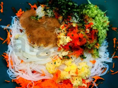 Funchose su daržovėmis padaže Žingsnis 7