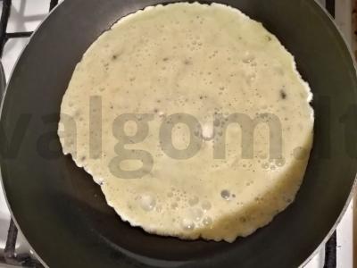Sumuštinis su kiaušiniu ir lydytu sūriu Žingsnis 1