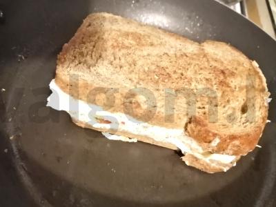 Sumuštinis su kiaušiniu ir lydytu sūriu Žingsnis 5