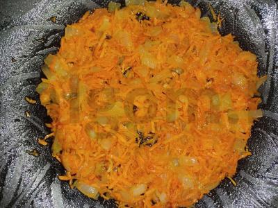 Aromatingi troškinti kopūstai su žirneliais Žingsnis 1