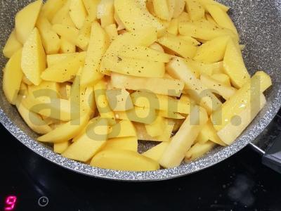 Keptos bulvės su Provanso žolelėmis Žingsnis 1