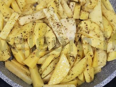 Keptos bulvės su Provanso žolelėmis Žingsnis 2